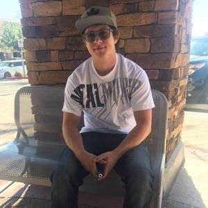 Meet your Posher, Kyle